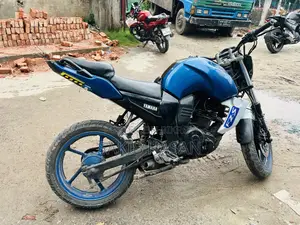 Yamaha FZ 2017 নীল
