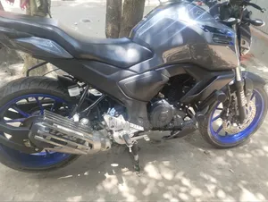 Yamaha FZ 2024