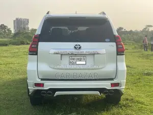 টয়োটা ল্যান্ড ক্রুজার প্রাডো ২.৭ ২০১৮ পার্ল