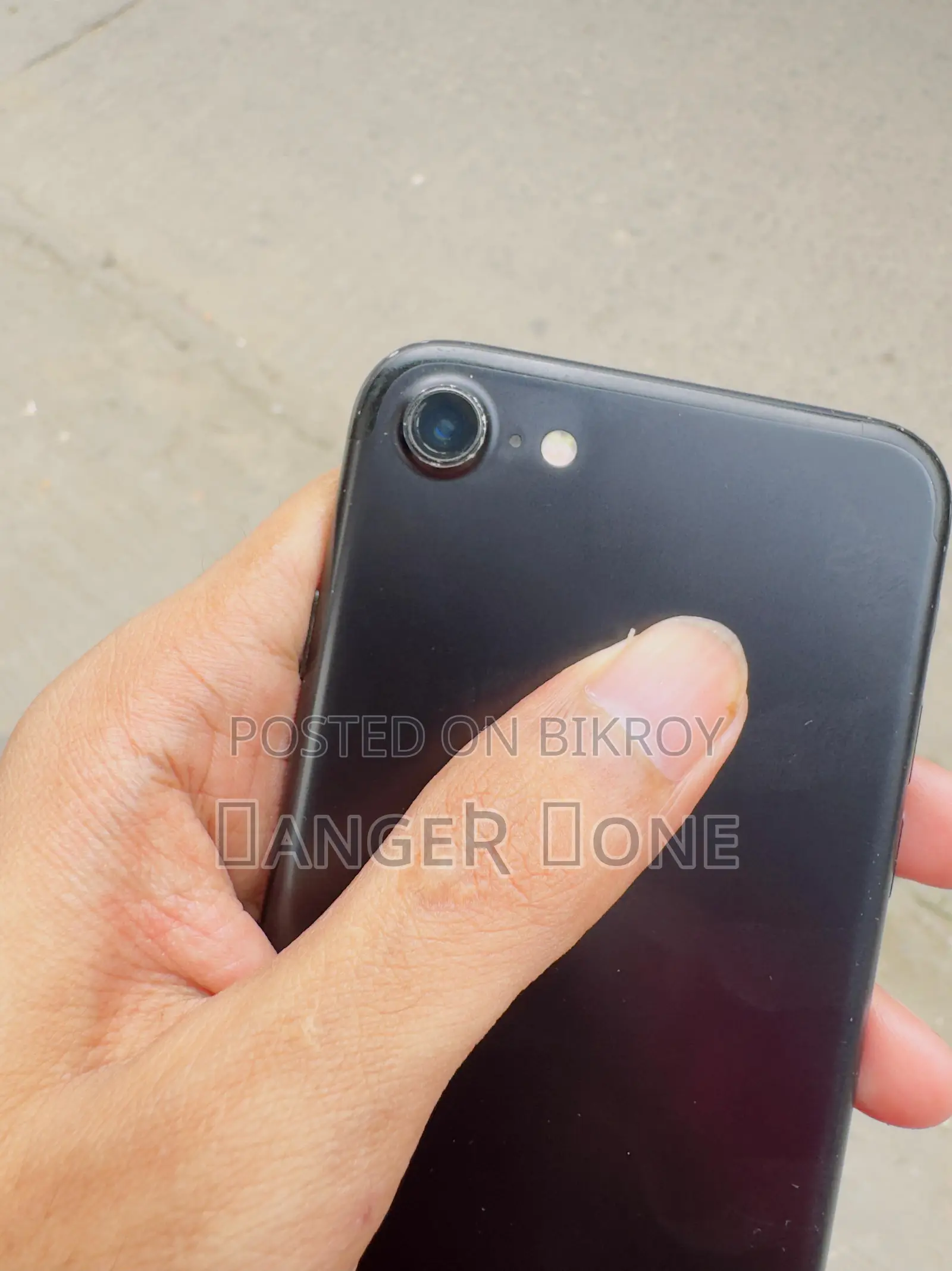 Apple iPhone 7 32 GB Black