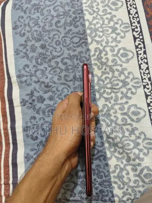 Vivo V50e 256 GB Red