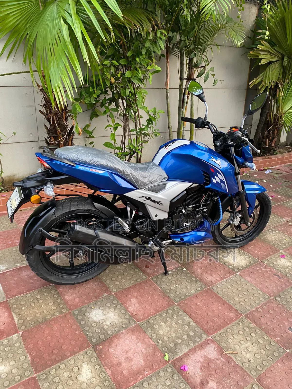 New TVS Apache RTR 160 4V 2021 Blue