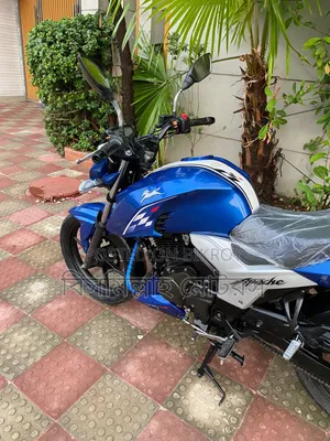 New TVS Apache RTR 160 4V 2021 Blue