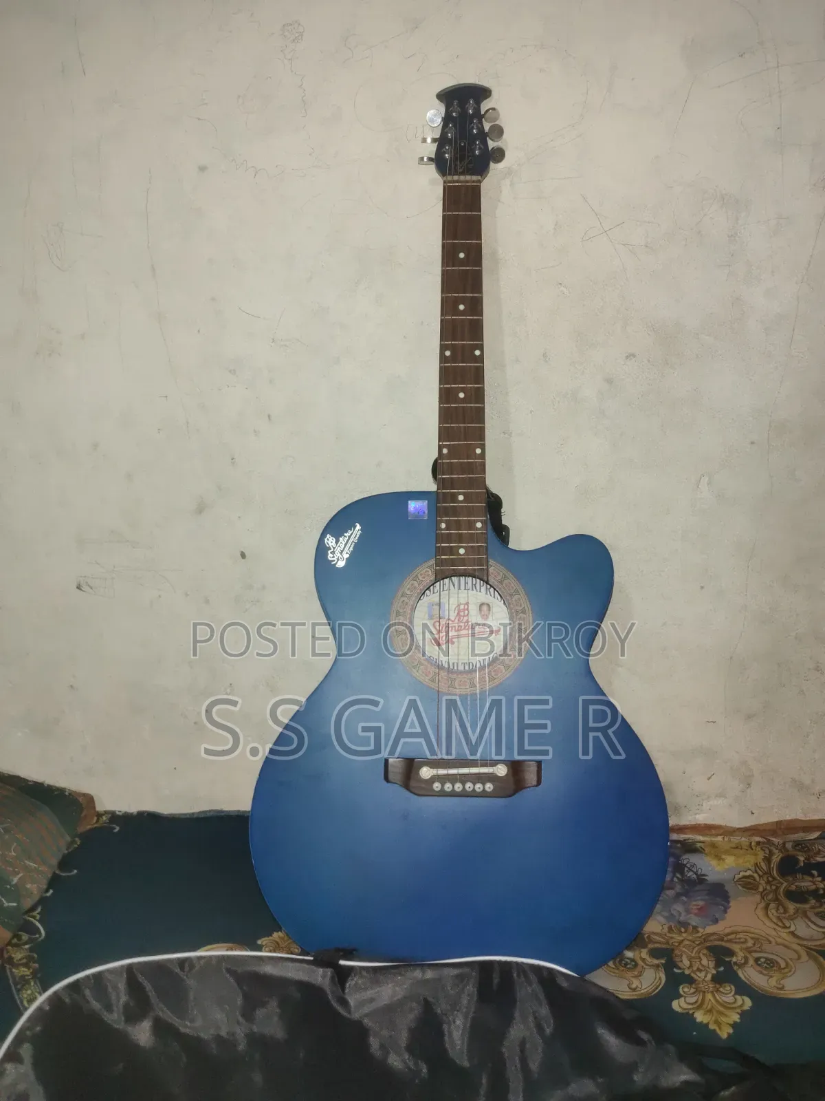 Sigma Guitar