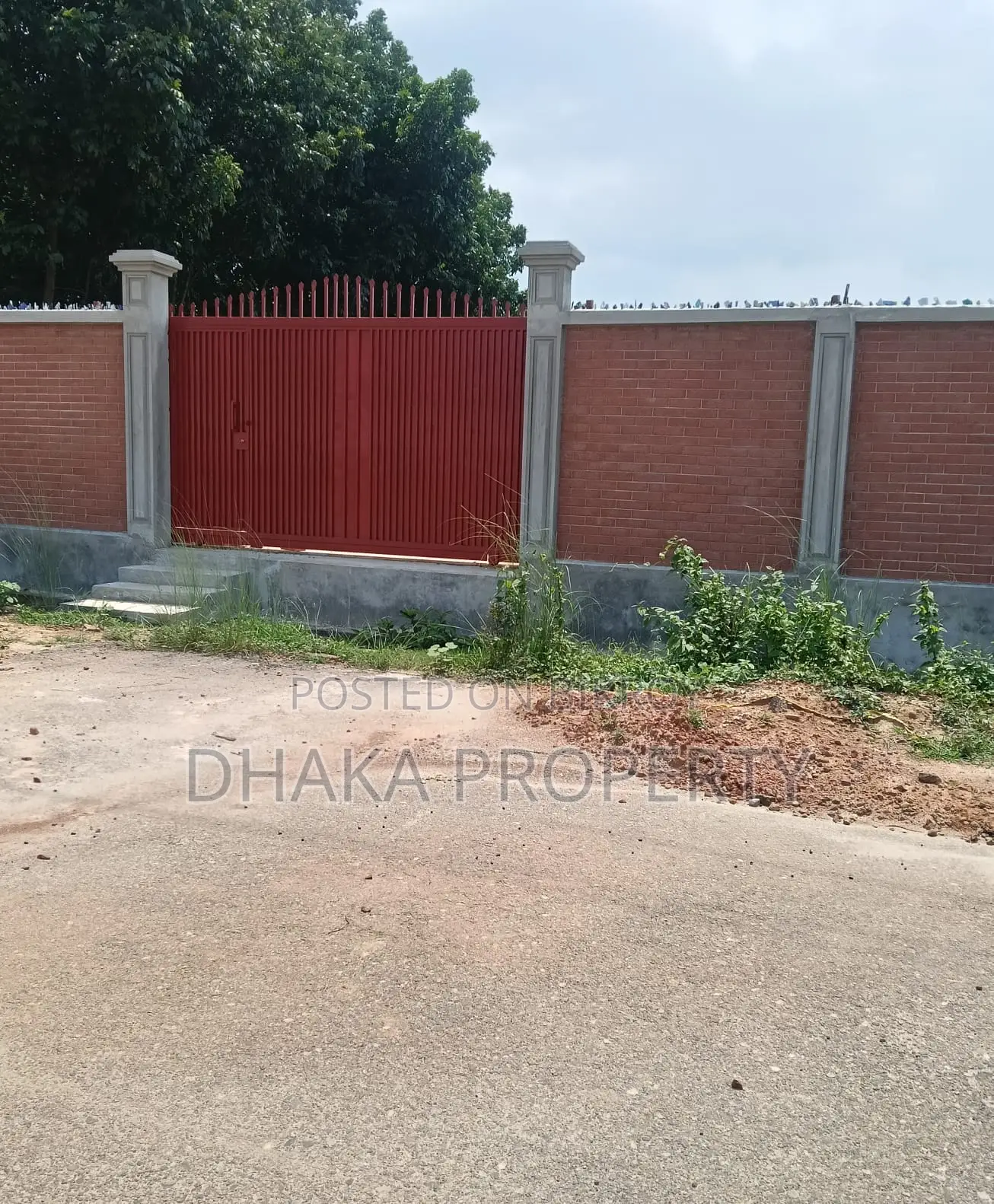 75ft Rd 10 Katha North at Sector-16.