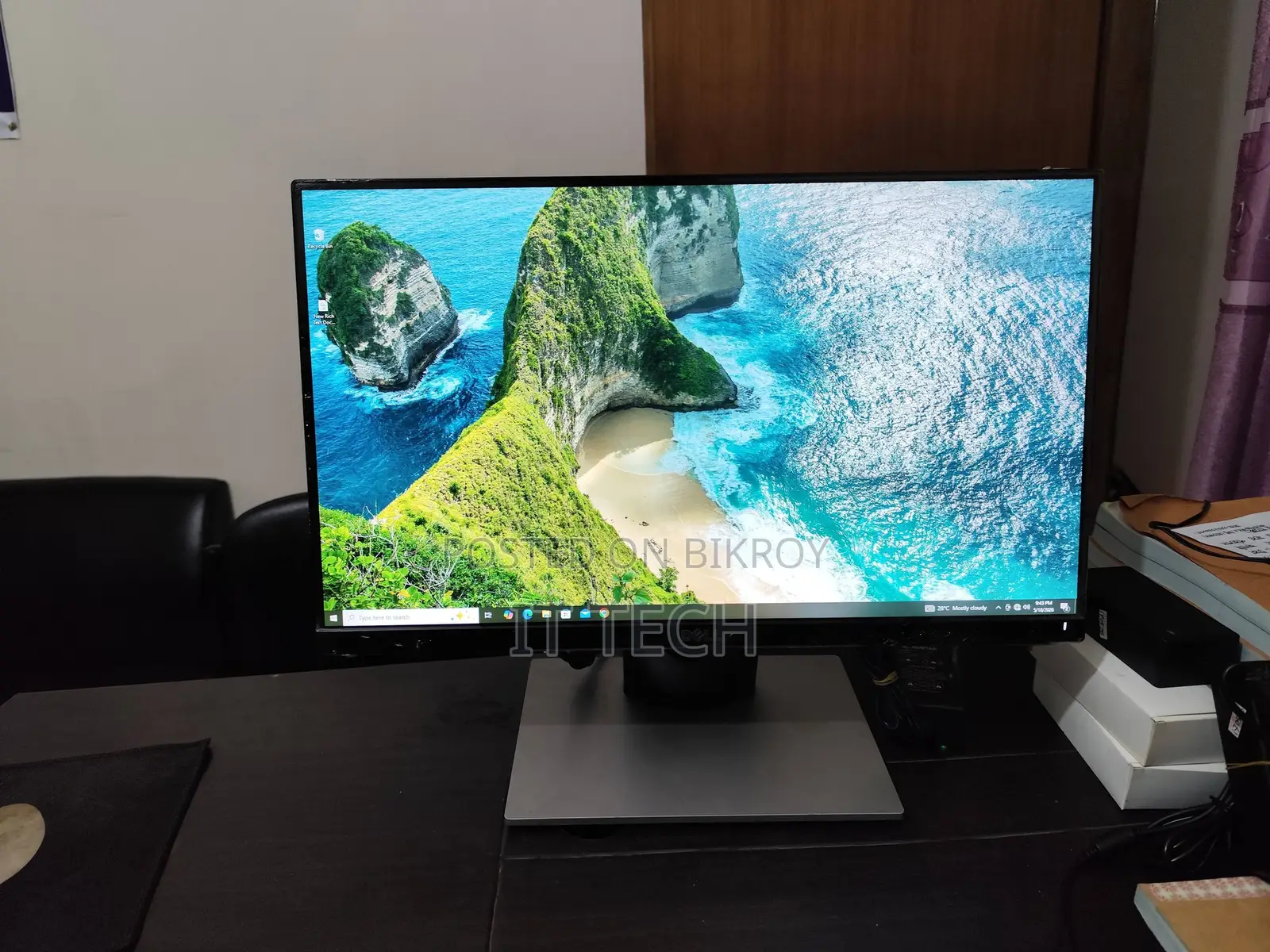 Limited Time Offer: Dell 22" Full Fresh Monitor! Only 3 Units Left