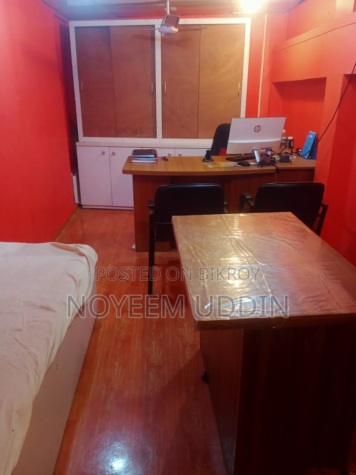 সম্পন্ন ডেকোরেশন করা অফিস ভাড়া দেওয়া হবে