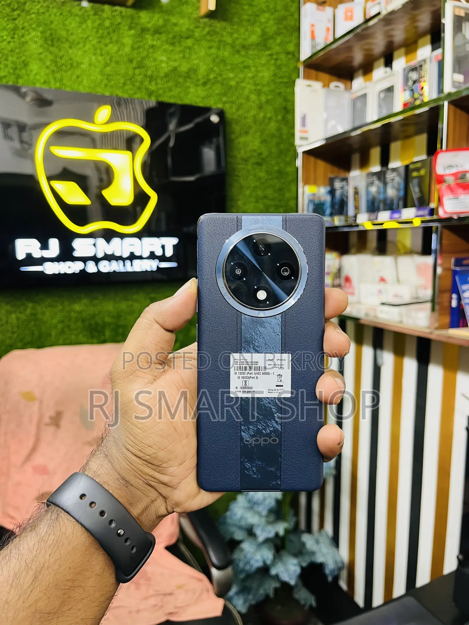 Oppo F27 Pro+ 128 GB Black