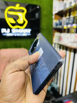 Oppo F27 Pro+ 128 GB Black