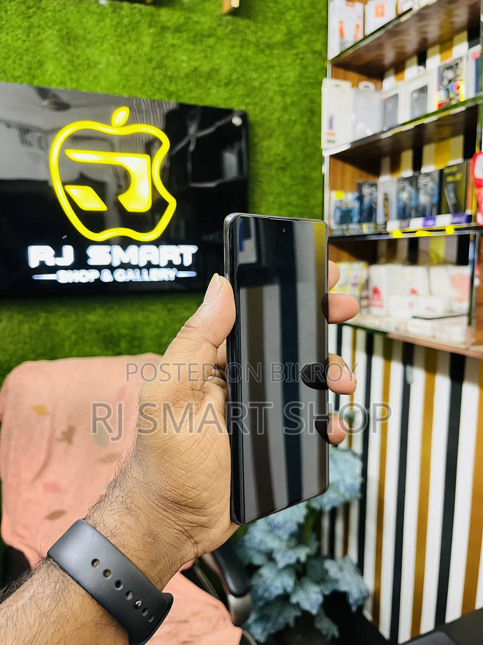 Oppo F27 Pro+ 128 GB Black
