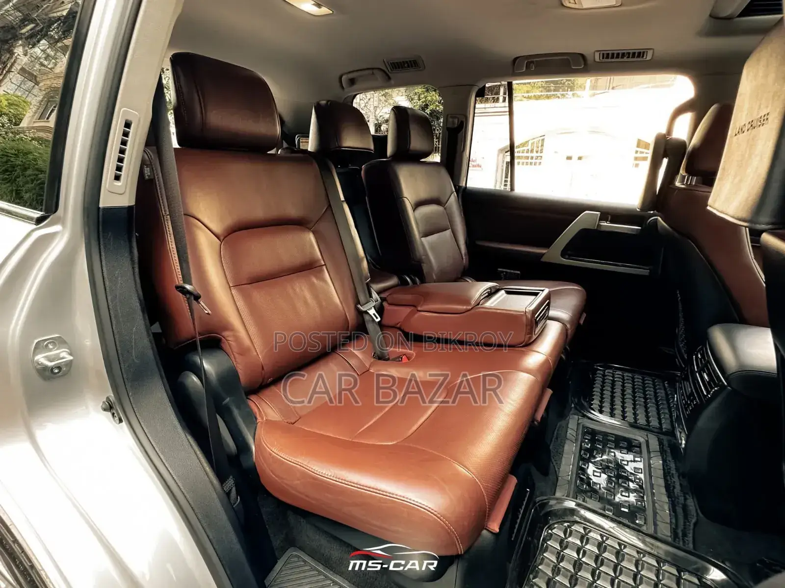 Toyota Land Cruiser 4.5 V8 VXR 2020 Silver