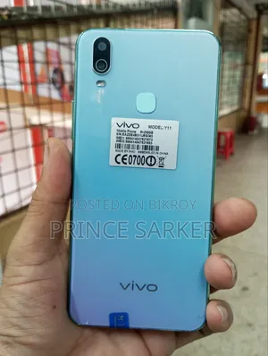 Vivo Y11 32 GB Blue