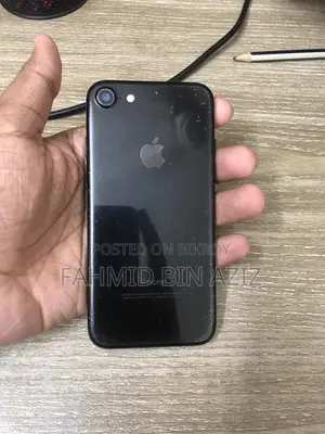 Apple iPhone 7 128 GB Black