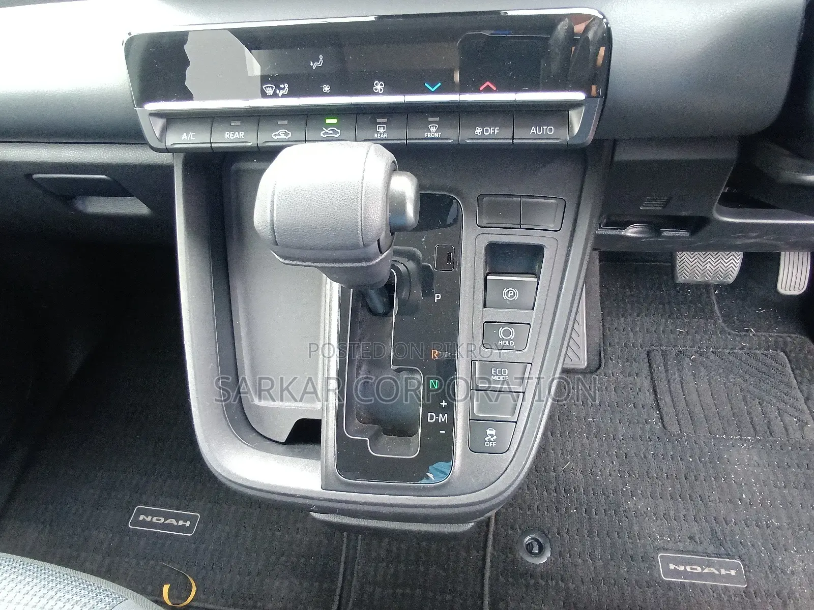 Toyota Noah 2022 Black