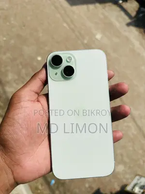 Apple iPhone 15 128 GB Green