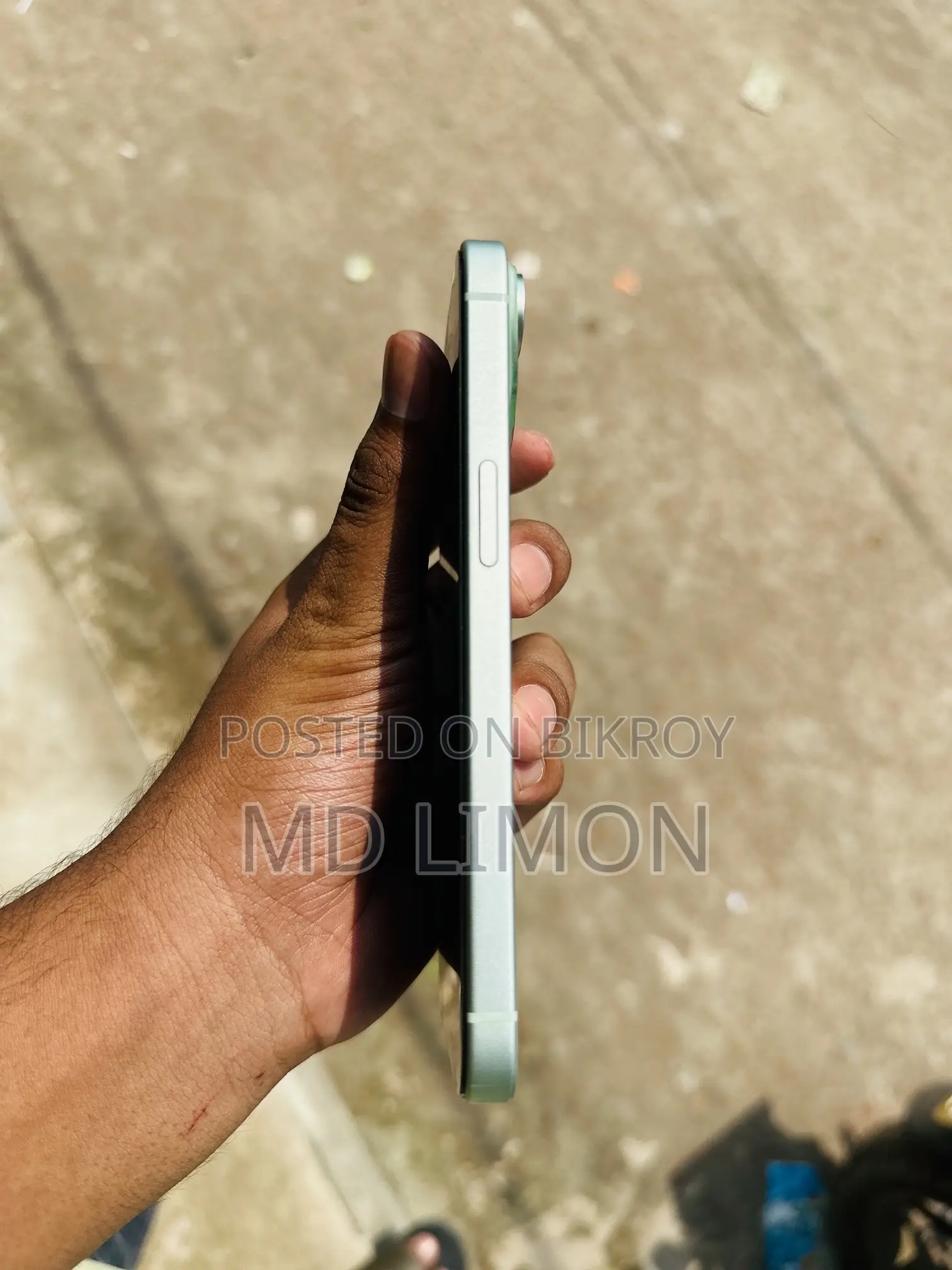 Apple iPhone 15 128 GB Green