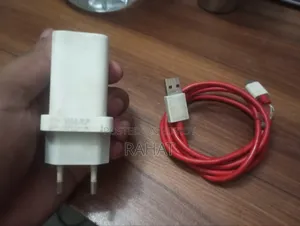 ওয়ানপ্লাস চার্জার
