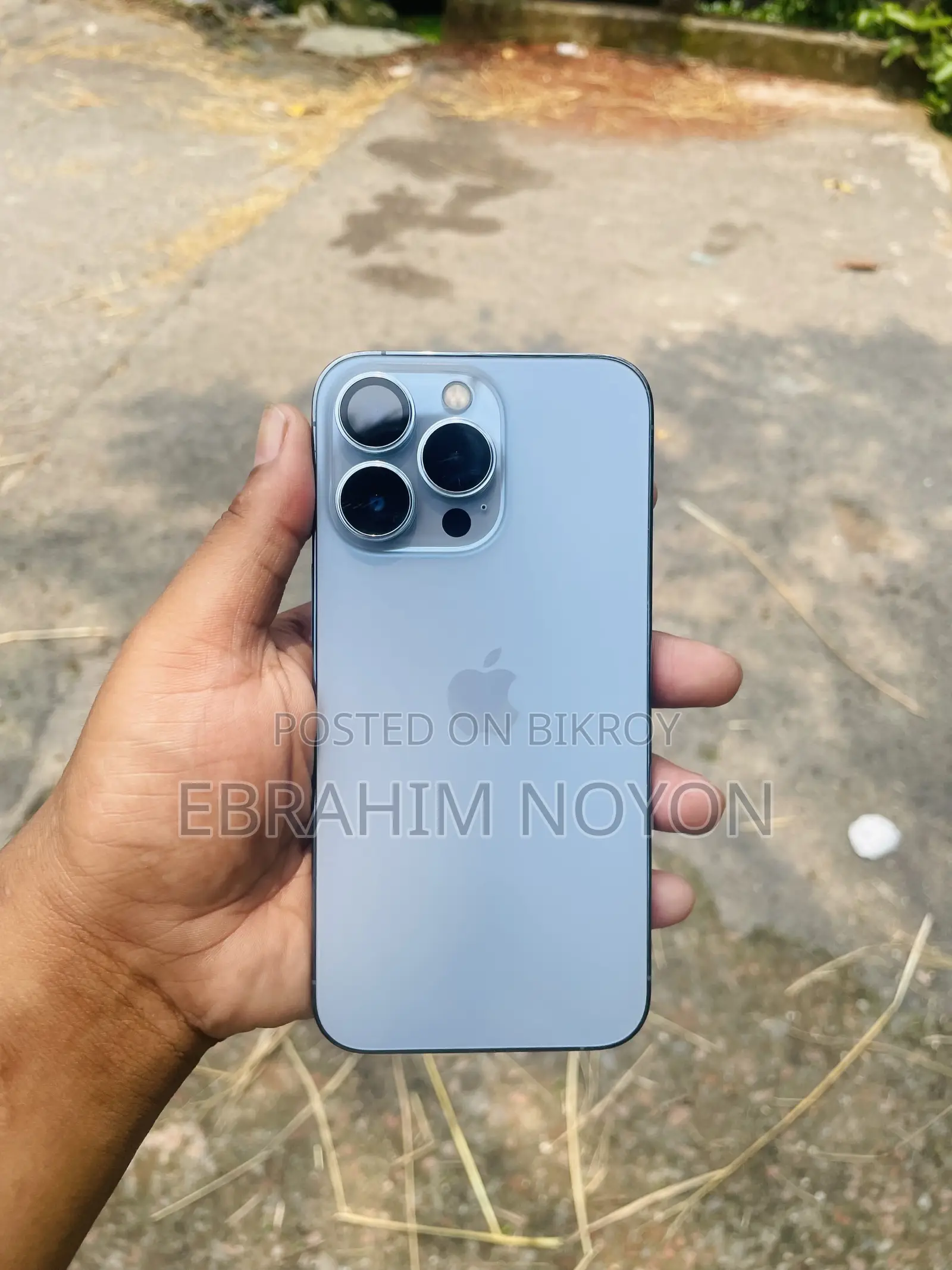 অ্যাপল আইফোন ১৩ প্রো ২৫৬ জিবি ব্লু