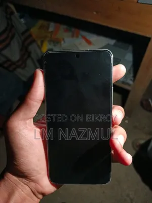 Samsung Galaxy S22 5G 256 GB হোয়াইট
