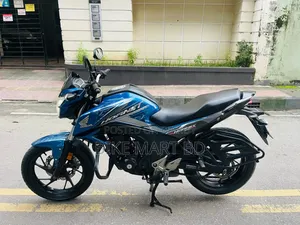 Honda Hornet 2022 Blue