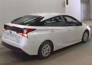 Toyota Prius 2021 Pearl