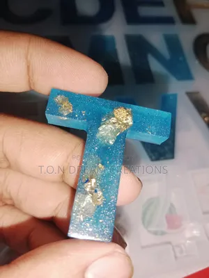রেজিন ক্রাফটস