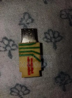 Fadis অফিসিয়াল ৮জিবি পেনড্রাইভ