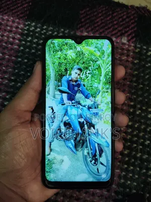 Samsung Galaxy A30 64 GB Black