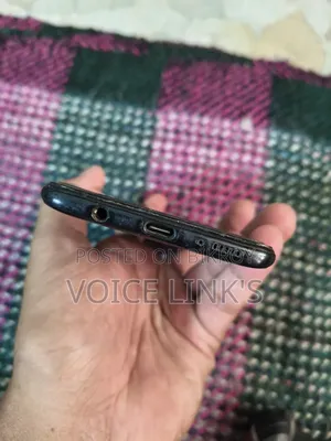 Samsung Galaxy A30 64 GB Black