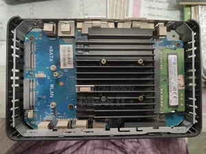 Desktop Computer Dell Wyse 3030 4GB Intel Celeron SSD 128GB