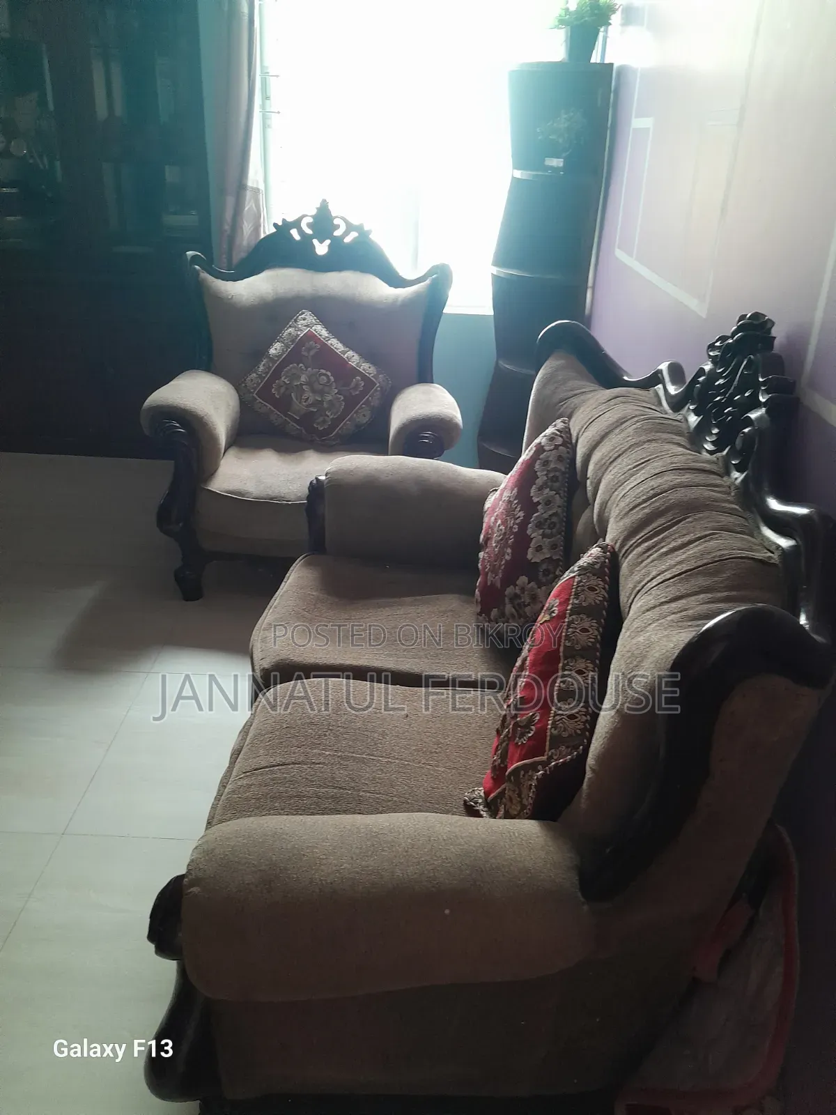 Victoria Sofa