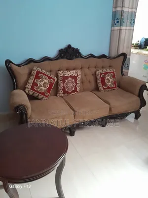 Victoria Sofa