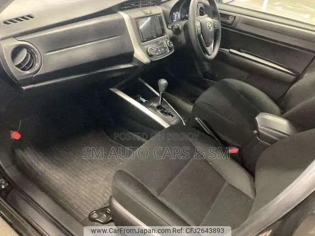 Toyota Corolla Fielder 1.5 Hybrid FWD 2021 Black