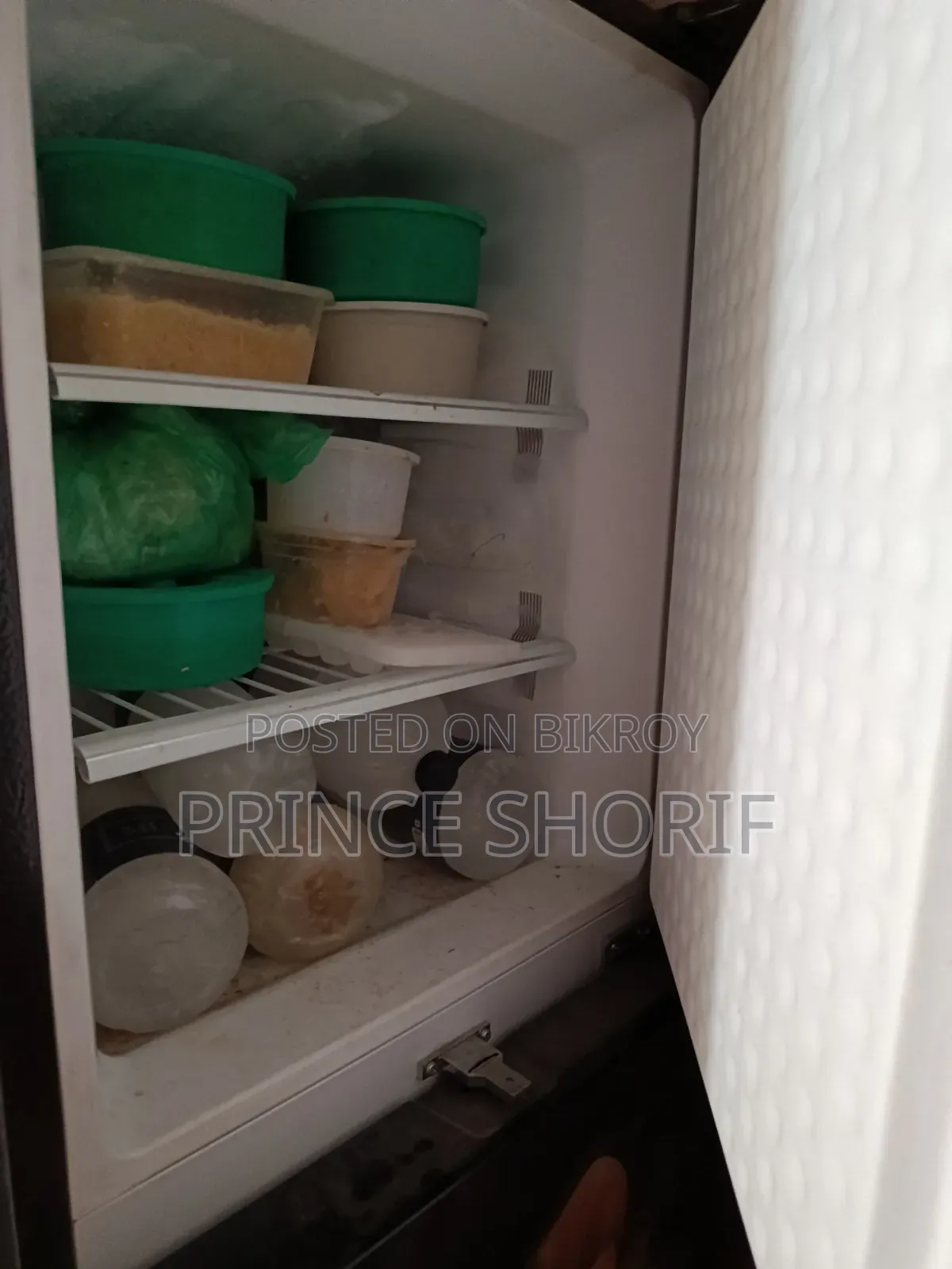 Walton 2D4 Freezer