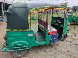 বাজাজ এক্সসিডি ২০১৩ গ্রিন