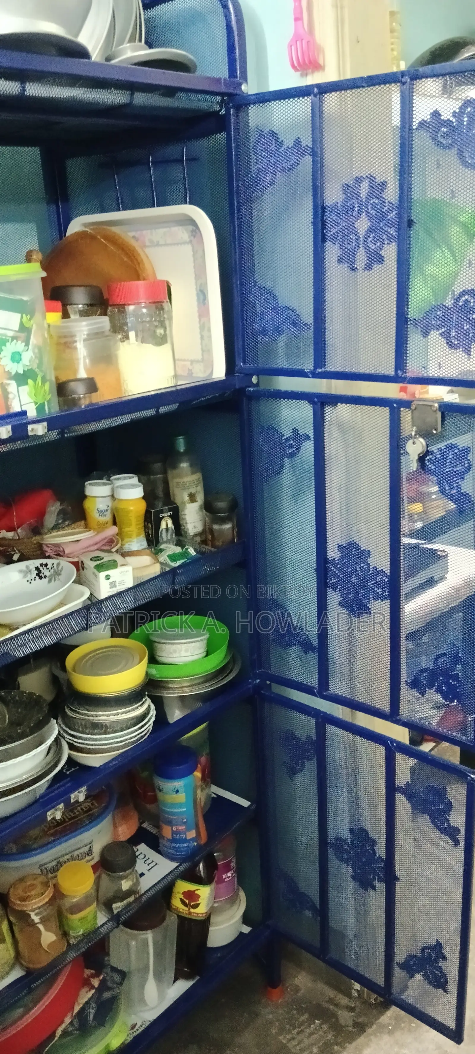 নতুন কিচেন রাক বিক্রি করতে চাই