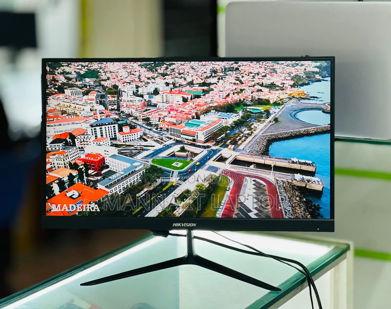Hikvision 22 Inch Borderless Monitor Full Fresh
