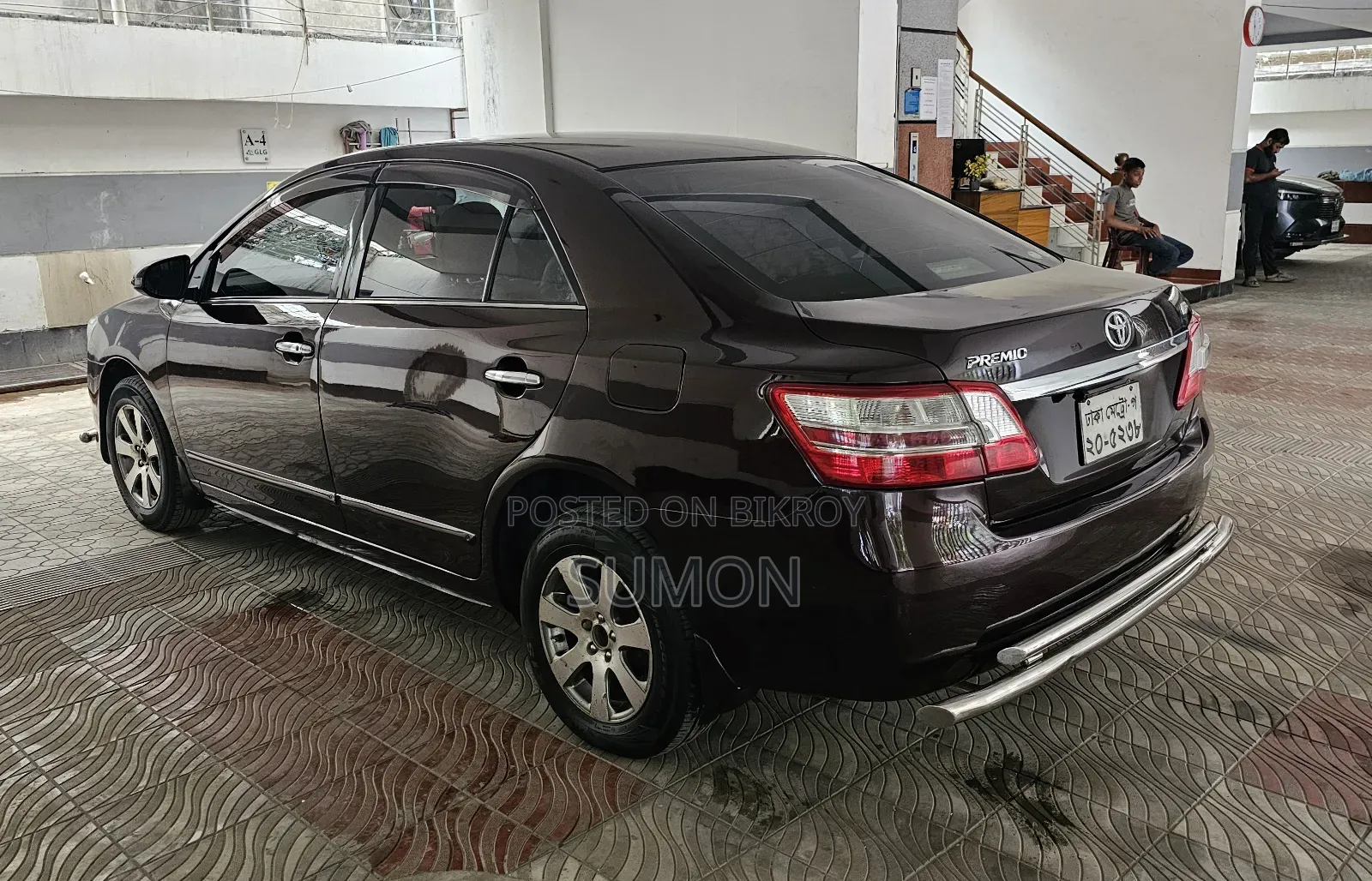Toyota Premio 2011 Black
