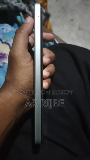 Vivo Y18 128 GB