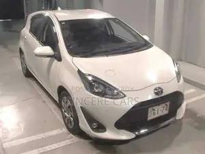 Toyota Aqua 2021 Pearl