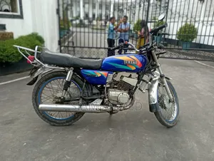 Yamaha 1998 Blue