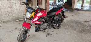 কিওয়ে আরকেএস ১৫০ ২০২১ লাল