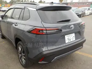 Toyota Corolla Cross L AWD 2026 Gray