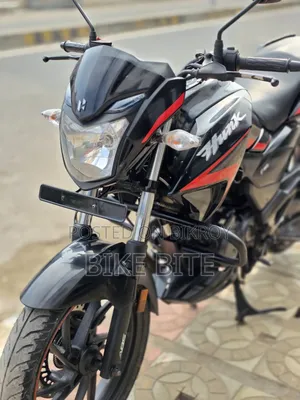 Hero Hunk 2022 Black