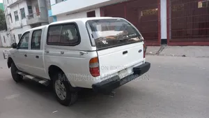 Ford Ranger 4.0 V6 Double Cab XLE 4x4 2006 White