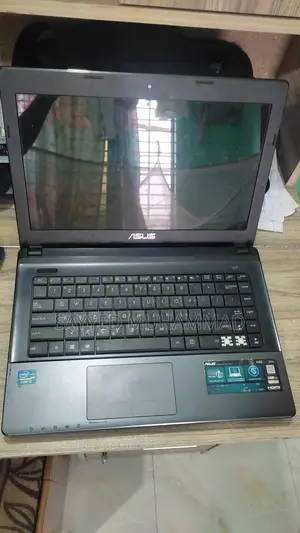 Laptop Asus X45C 4GB Intel Core I3 SSD 128GB