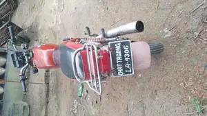 Honda 1993 Red