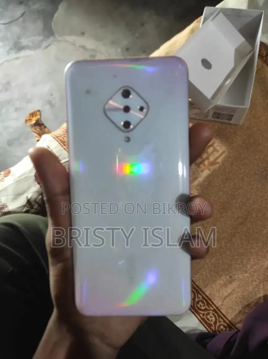 Vivo S1 Pro ১২৮ জিবি সাদা