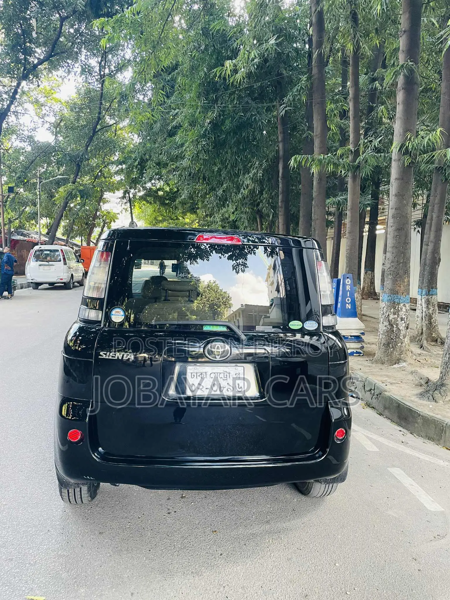 New Toyota Sienta 2013 Black