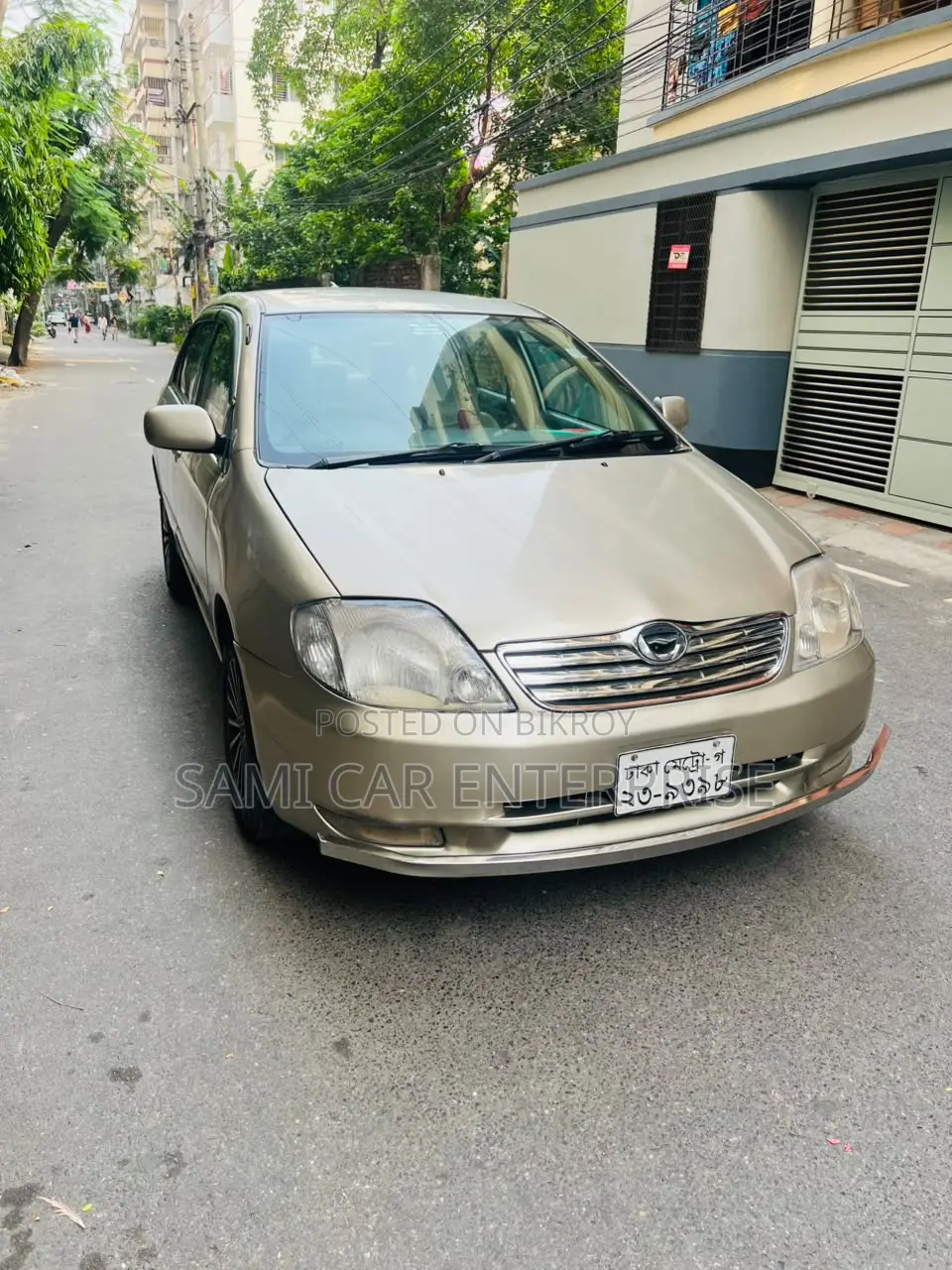 Toyota Corolla 1.5 Sedan Automatic 2002 Gold